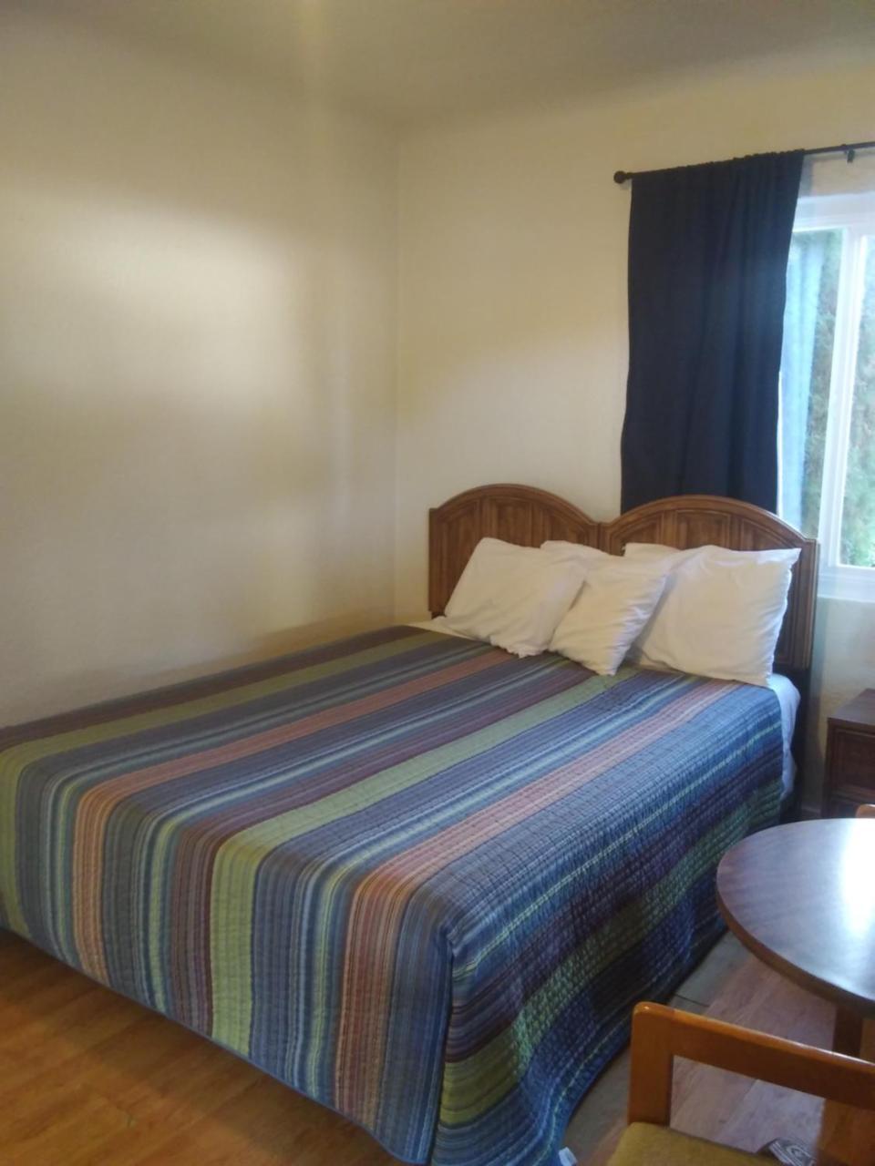 Fir Grove Motel รีดสปอร์ต ภายนอก รูปภาพ